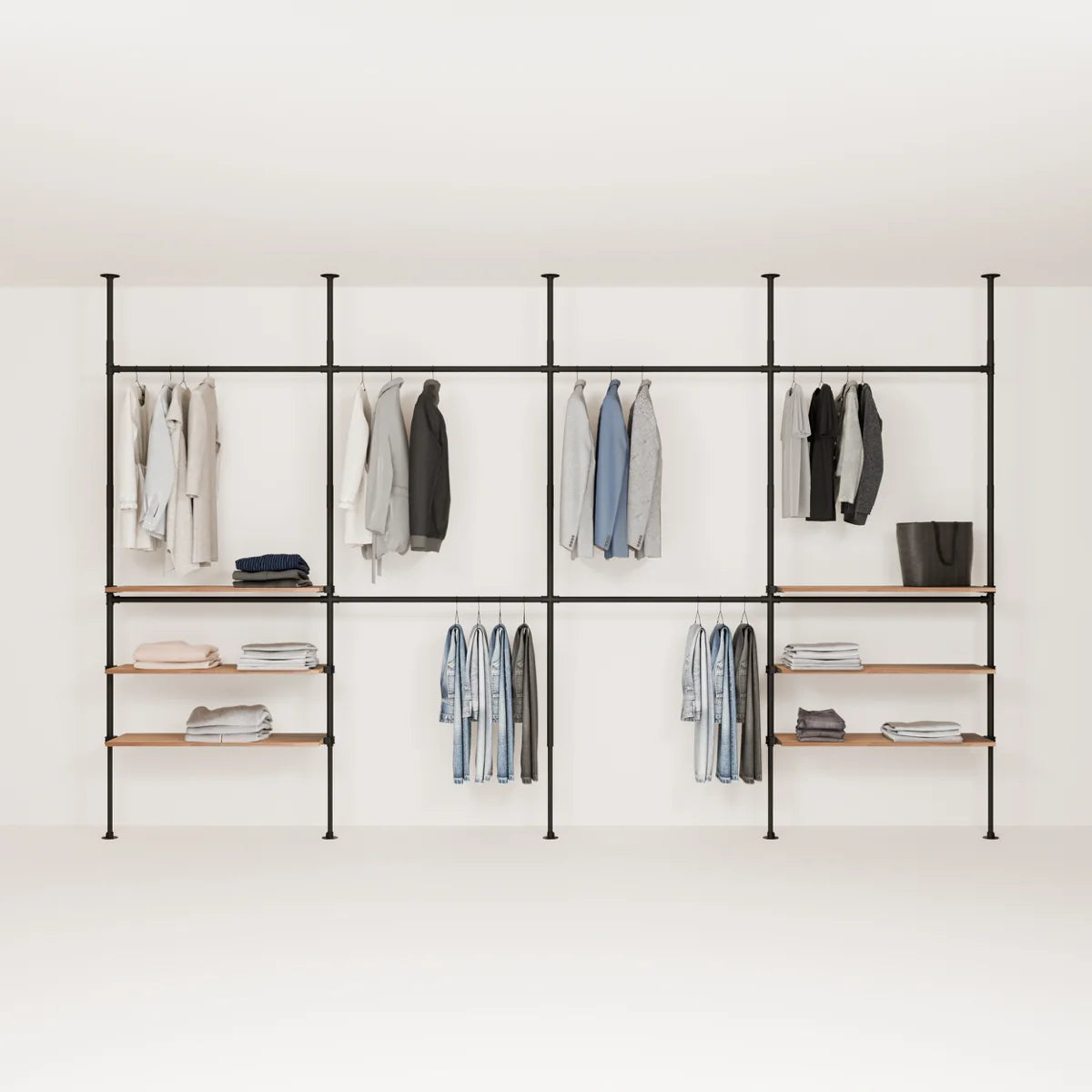 LOFT 4 OAK – 6 polic venku